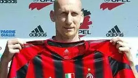 明星公司设立专属账号反击私生饭，屡教不改行为遭严斥